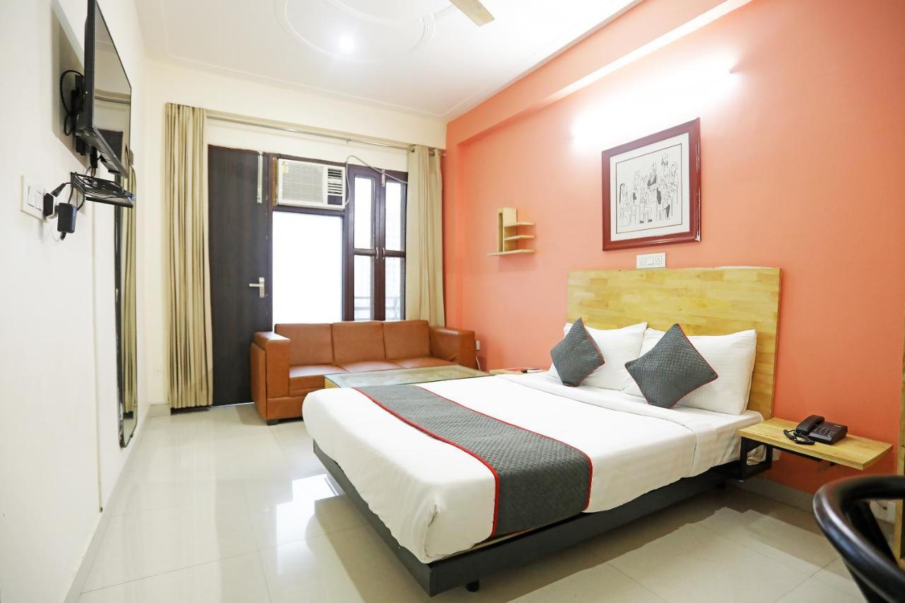 Super Townhouse Cloud Bay, Near Genpact, Sector-69, Gurgaon Exterior foto
