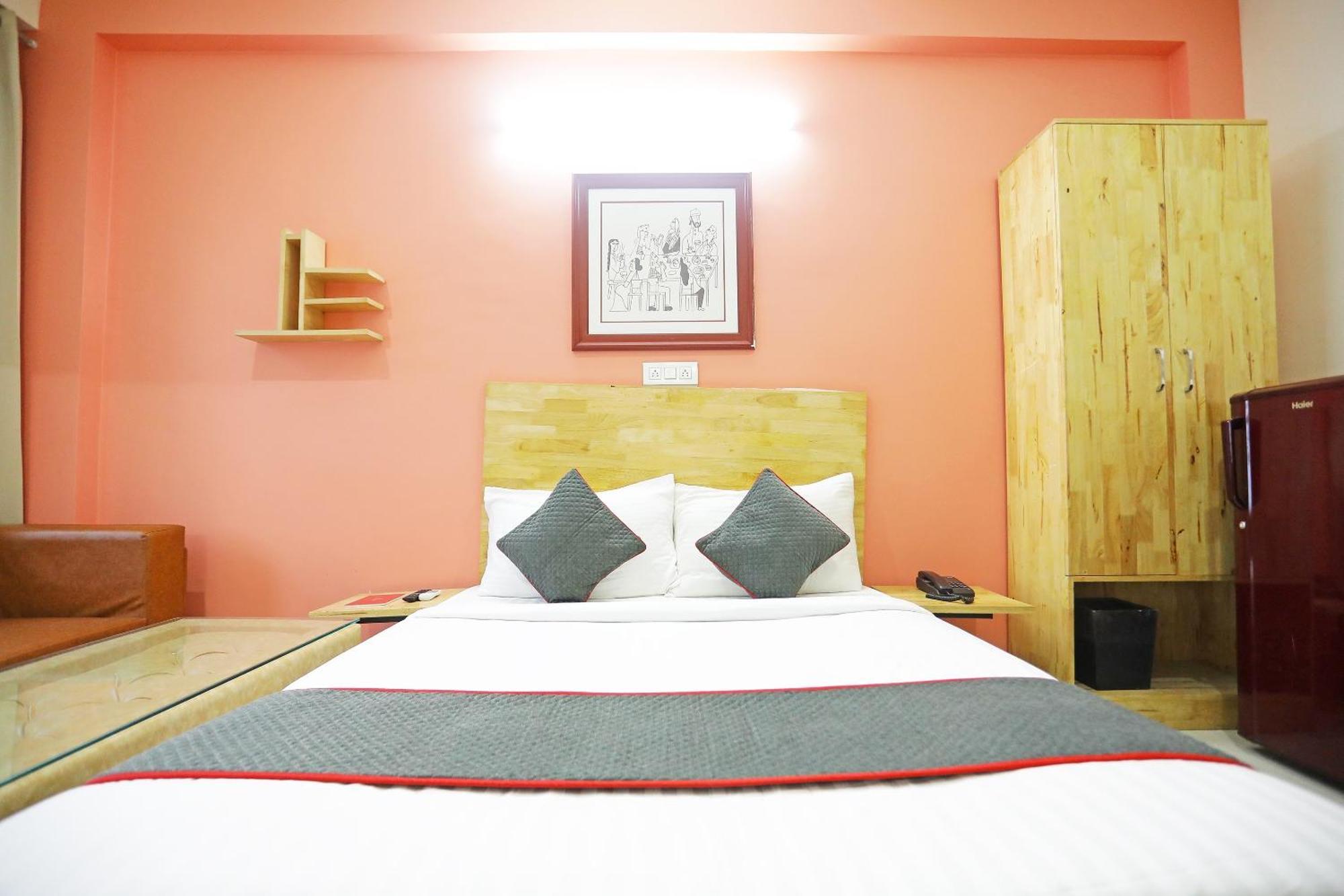 Super Townhouse Cloud Bay, Near Genpact, Sector-69, Gurgaon Exterior foto
