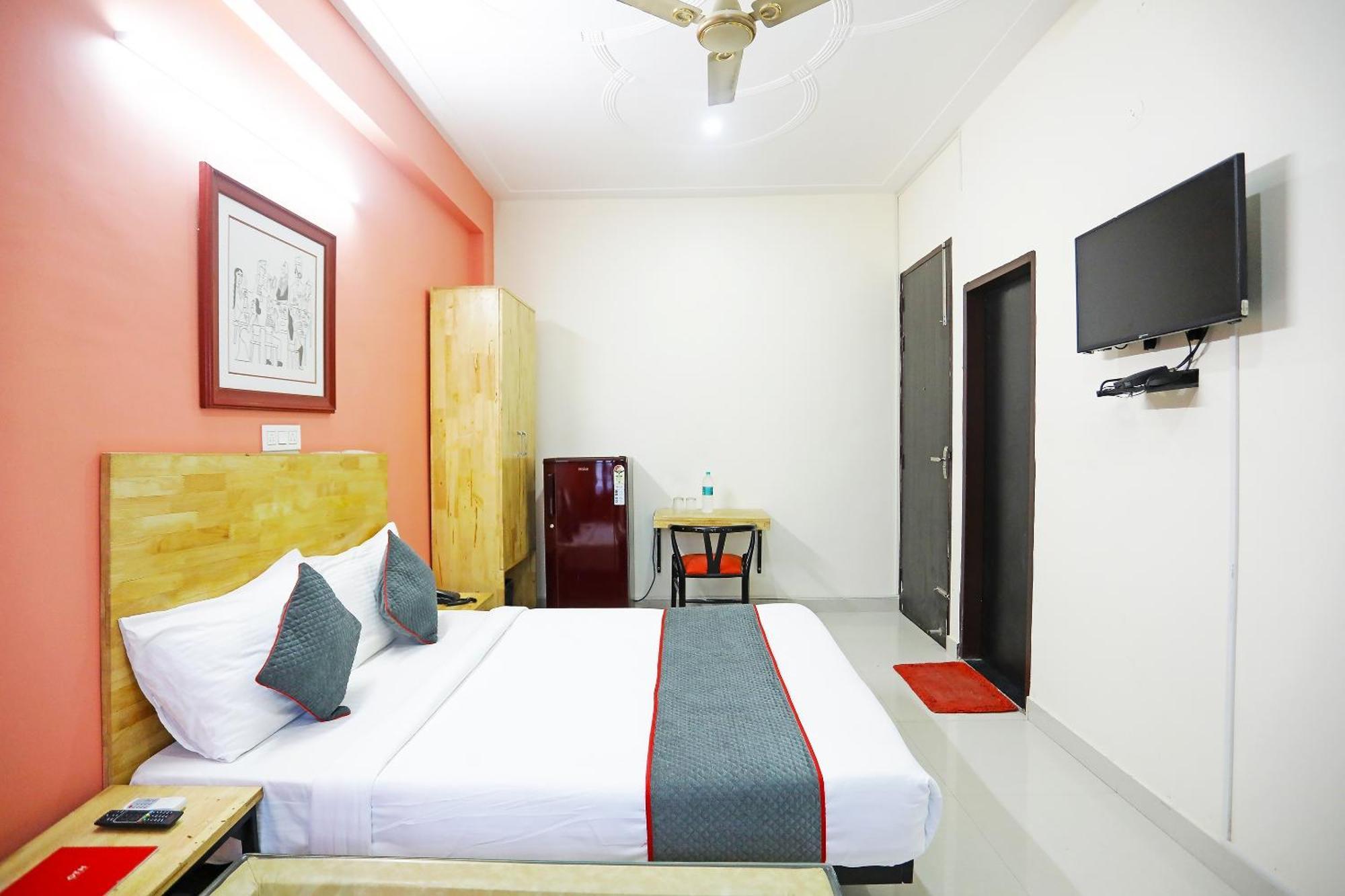 Super Townhouse Cloud Bay, Near Genpact, Sector-69, Gurgaon Exterior foto