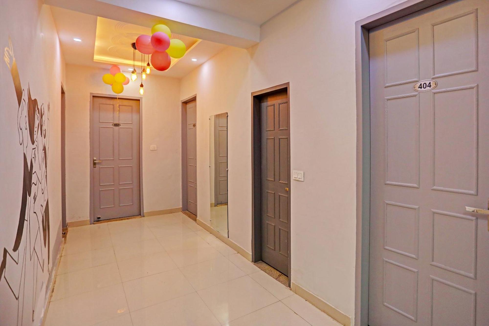 Super Townhouse Cloud Bay, Near Genpact, Sector-69, Gurgaon Exterior foto
